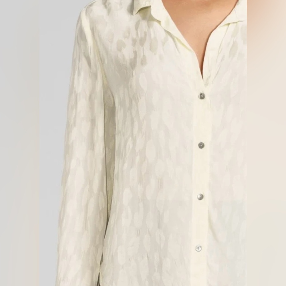 Bella Dahl Split Back Button Down Milky White Shi… - image 4